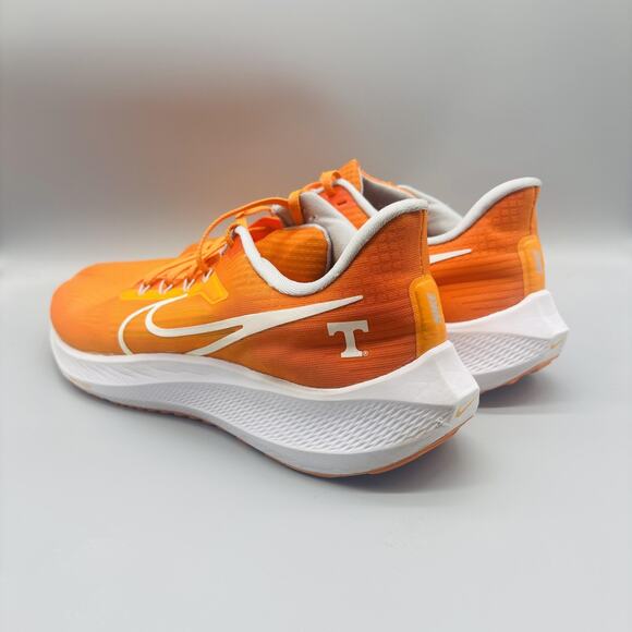 Nike Shoes Mens 13 Orange Air Zoom Pegasus 39 Tennessee Volunteers NCAA Running - Picture 4 of 12